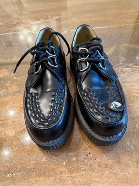 TUK Black Leather Viva Mondo Toe Creeper